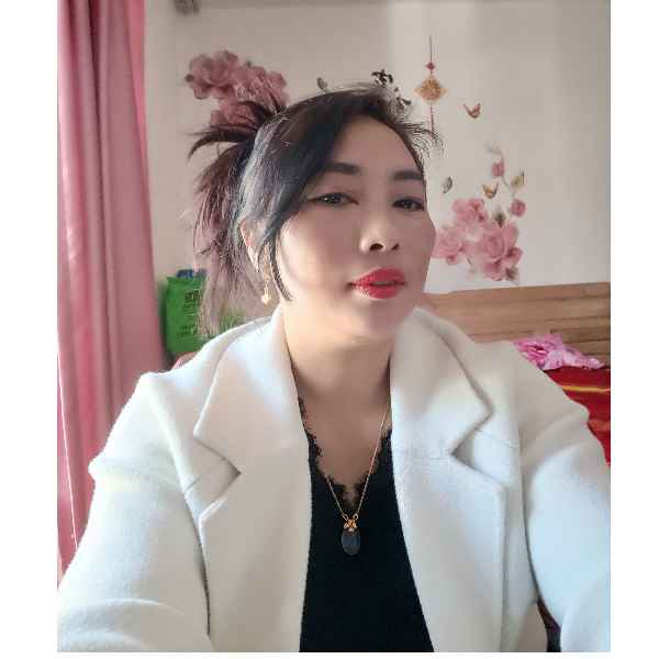 云南44岁单身美女真诚找对象-中山征婚相亲网
