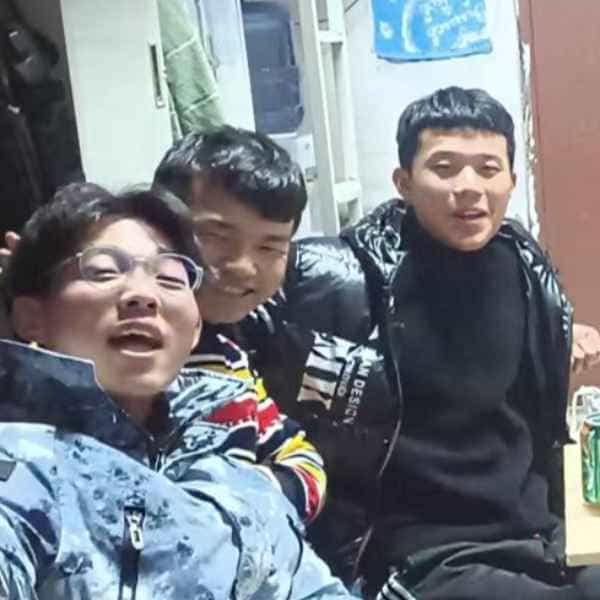 河南27岁单身帅哥真诚找对象-中山征婚相亲网