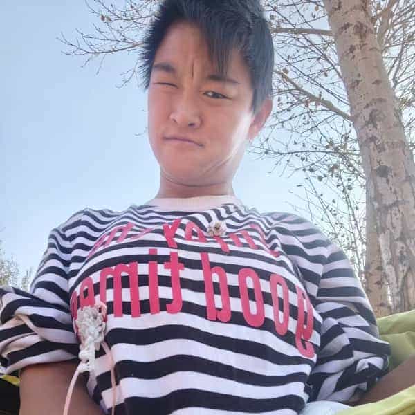 内蒙古24岁单身美女真诚找对象-中山征婚相亲网