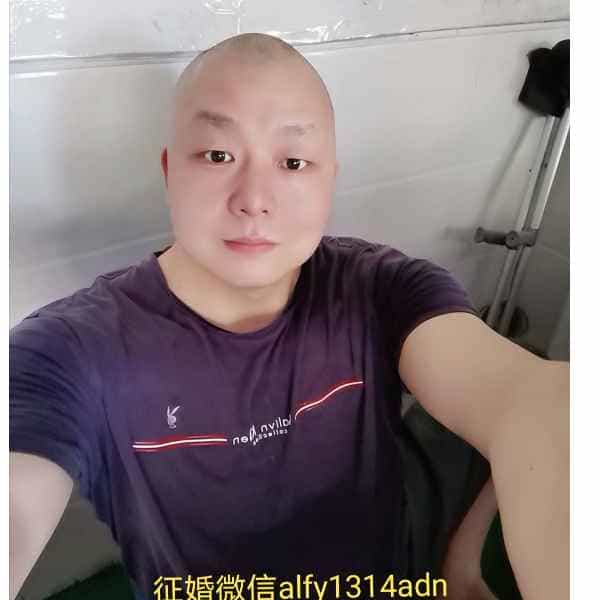 45岁岁湖南单身帅哥 - 中山吉缘网