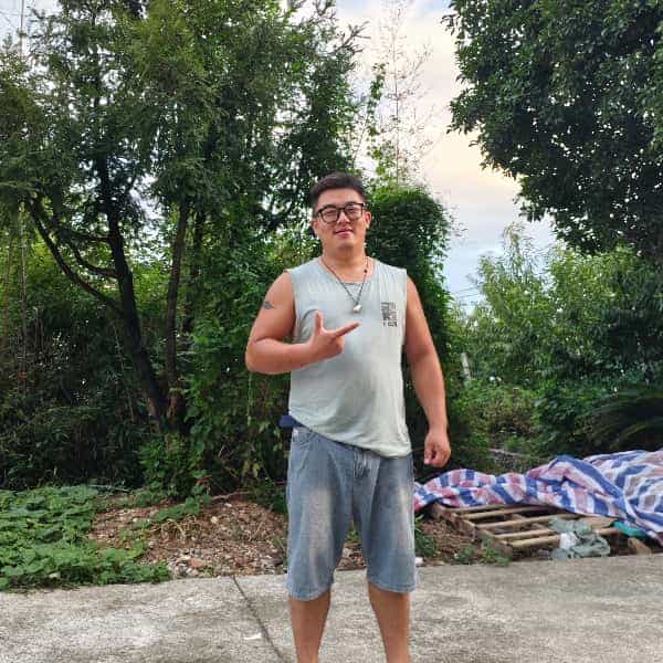 32岁岁浙江单身帅哥 - 中山吉缘网